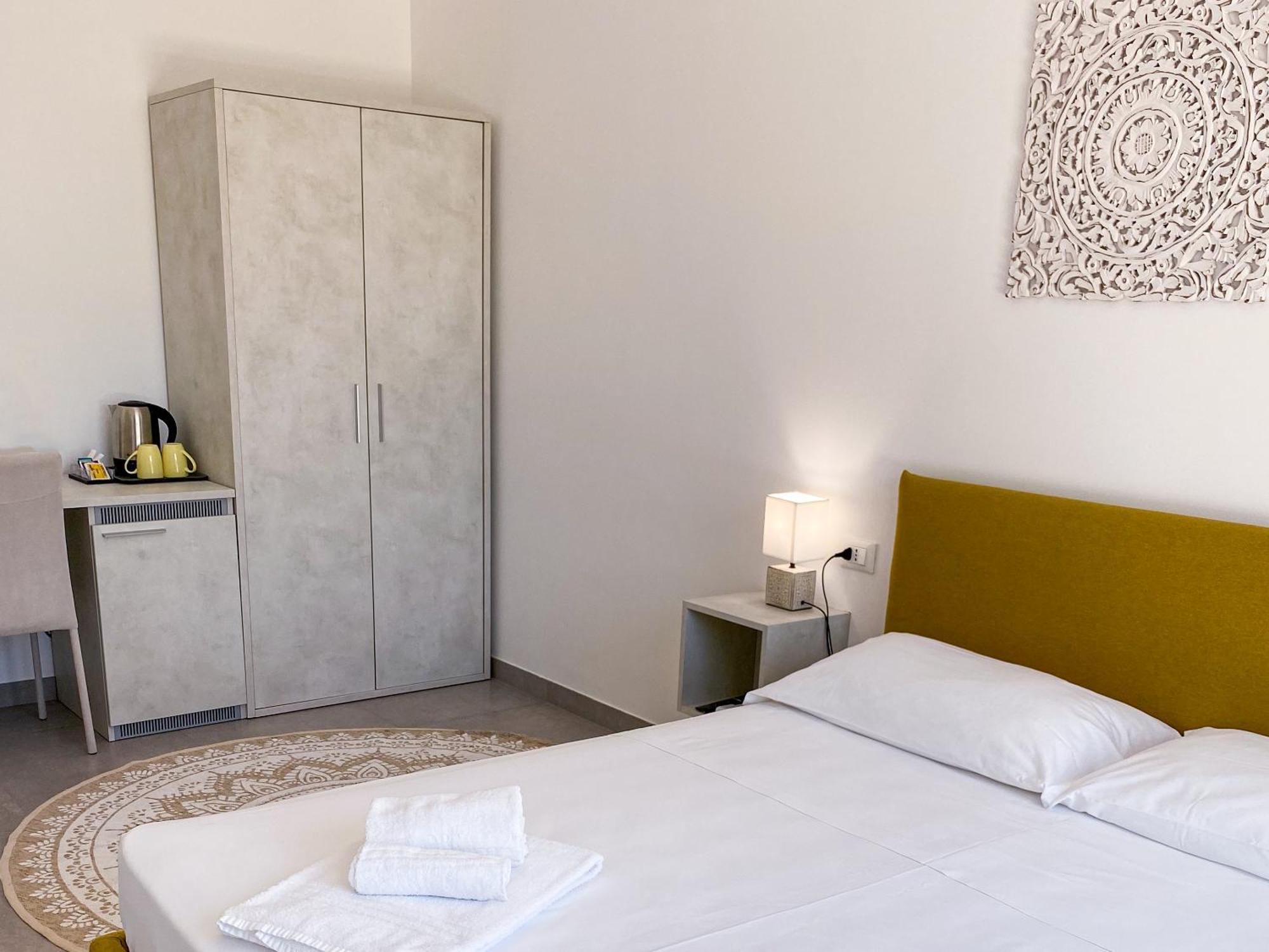 Bed and Breakfast Dimora Calauriia - Adults Only Noto Zimmer foto