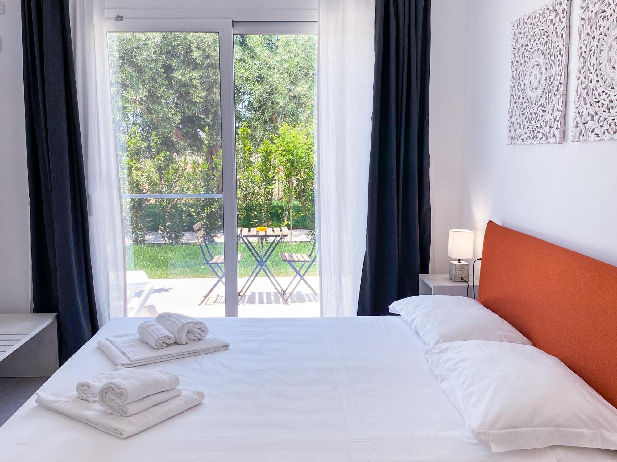 Bed and Breakfast Dimora Calauriia - Adults Only Noto Zimmer foto